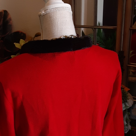 ETOILE, Rayon Blend, Scoop Fur Collar Pullover, Size Large - Picture 6 of 8